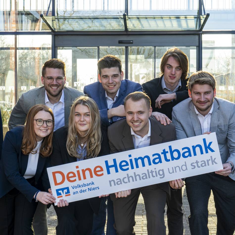 Auszubildende haben ihre Prüfung bestanden: Volksbank feiert ihren Nachwuchs