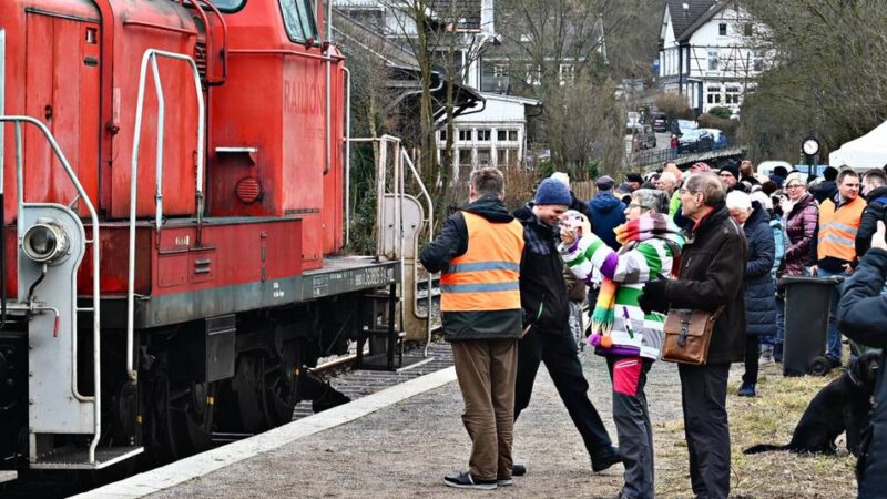 Bahnstrecke zwischen Radevormwald und Wuppertal: Wupperschiene veranstaltet die nächste Pendelfahrt