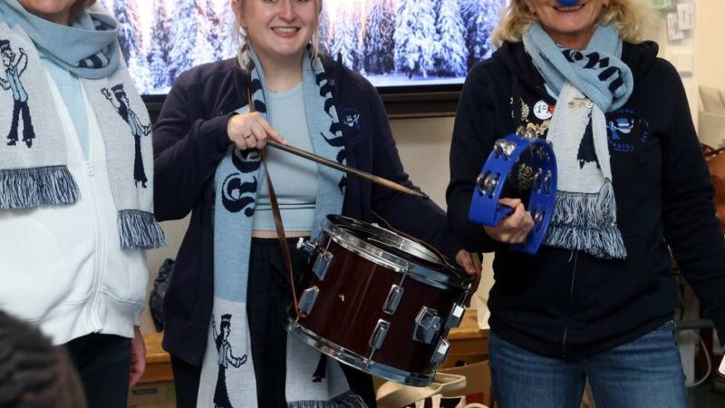 Jecke Brauchtumskunde in Grundschulen: Leverkusener Pänz lernen das Kölsch-ABC