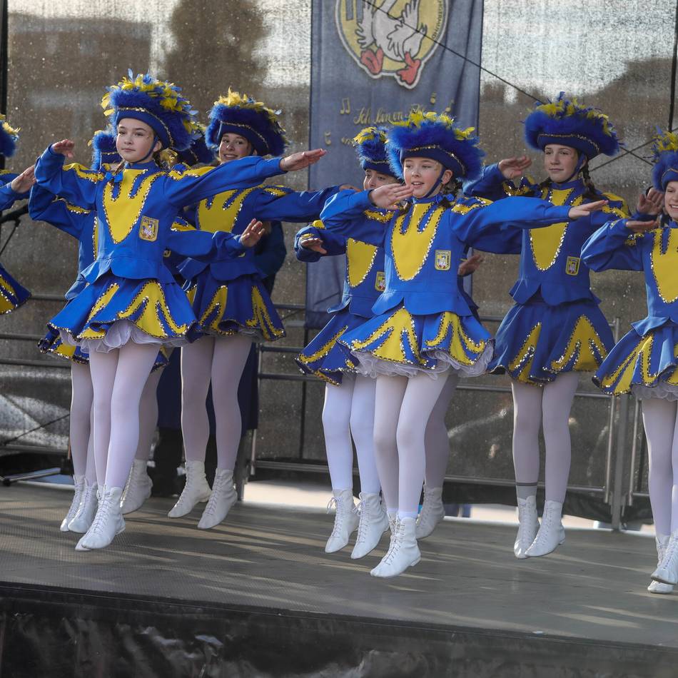 Karneval in Düsseldorf: Biwak in Angermund war fest in Kinderhand