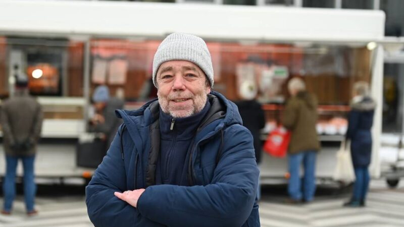 Premiere auf Hückeswagener Bahnhofsplatz: So wird der Wochenmarkt attraktiver