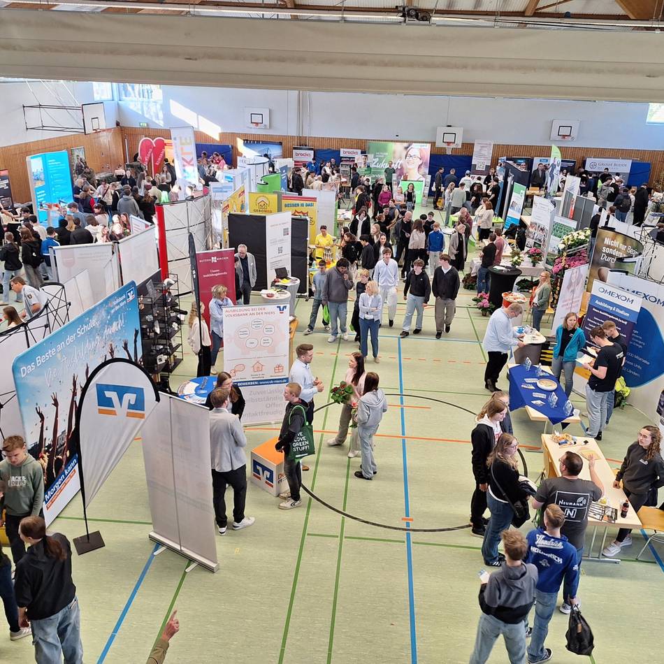 Betriebsbesichtigungen und Ausbildungsbörse: Kevelaer lädt Schüler zur „Woche der Ausbildung“ ein