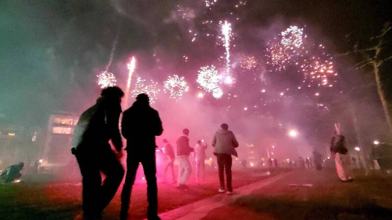 Silvester in Düsseldorf: Mann in der Altstadt niedergestochen – Bilanz der Einsatzkräfte