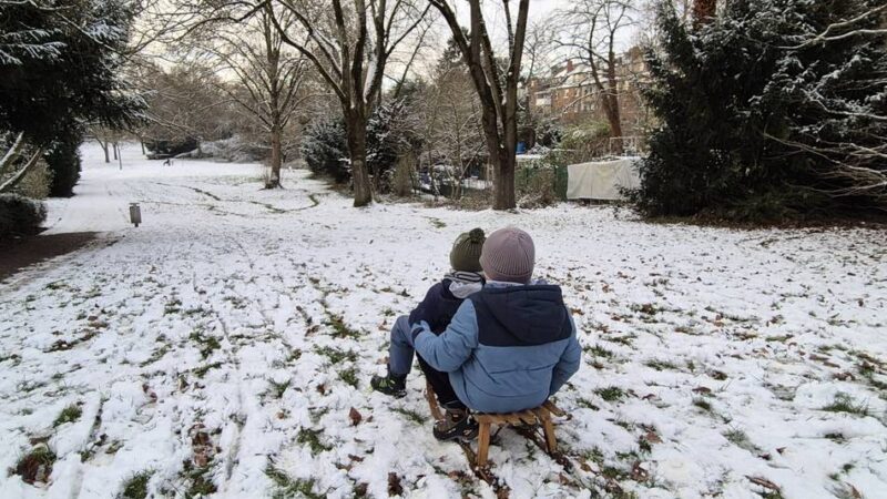 Fünf Tipps für Schneetage: Wo man in Neuss Schlittenfahren kann