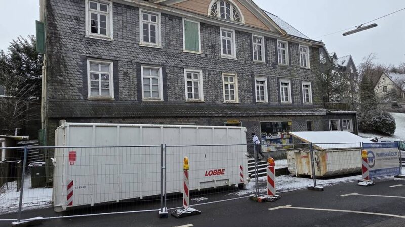 Hückeswagener Denkmal ist nicht zu retten: Haus Friedrichstraße 11-15 steht vor dem Abriss