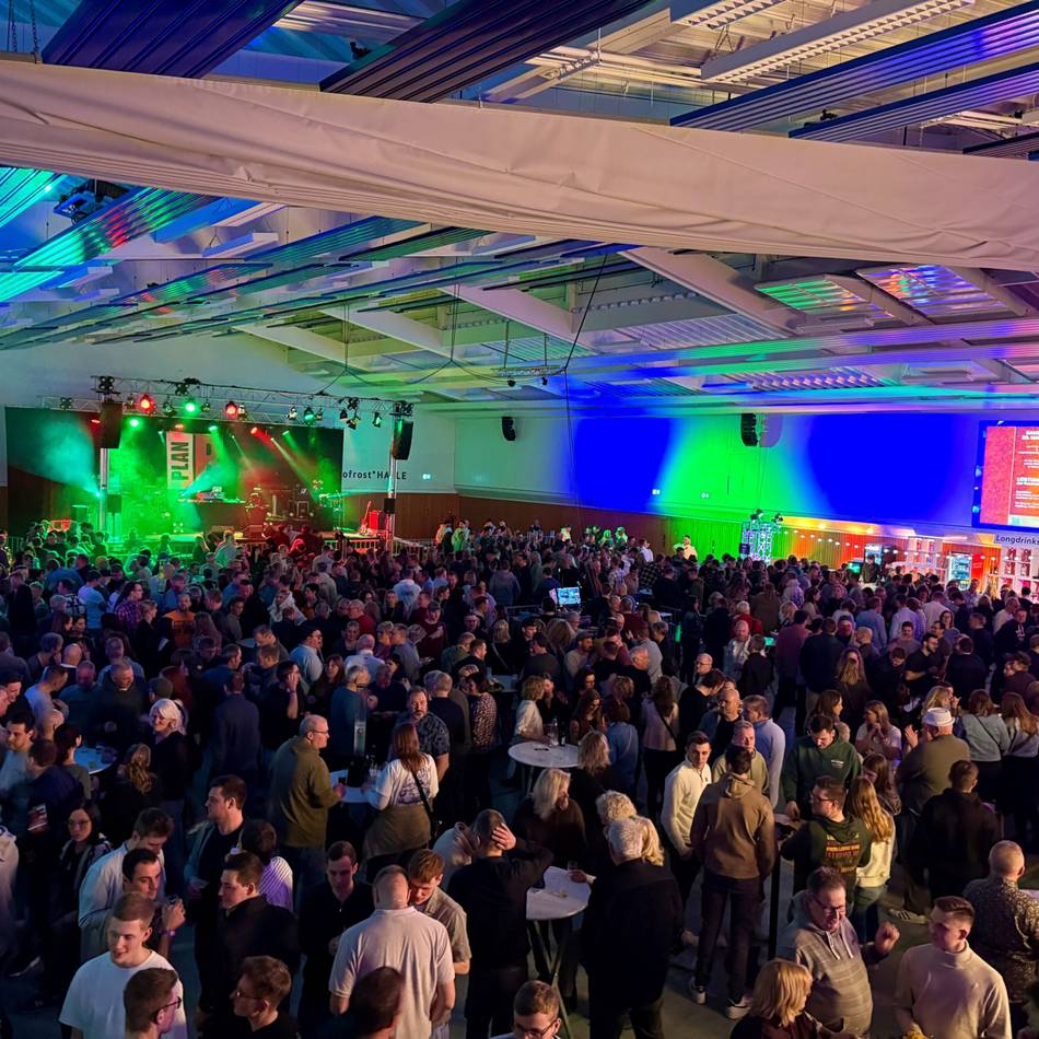 Straelen feiert: Schnee und Eis kann Blaulicht-Nacht nicht stoppen