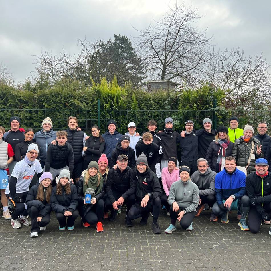 Aktion in Meerbusch: Freundesgruppe ruft ersten Büdericher Silvesterlauf aus – und sammelt hunderte Euro