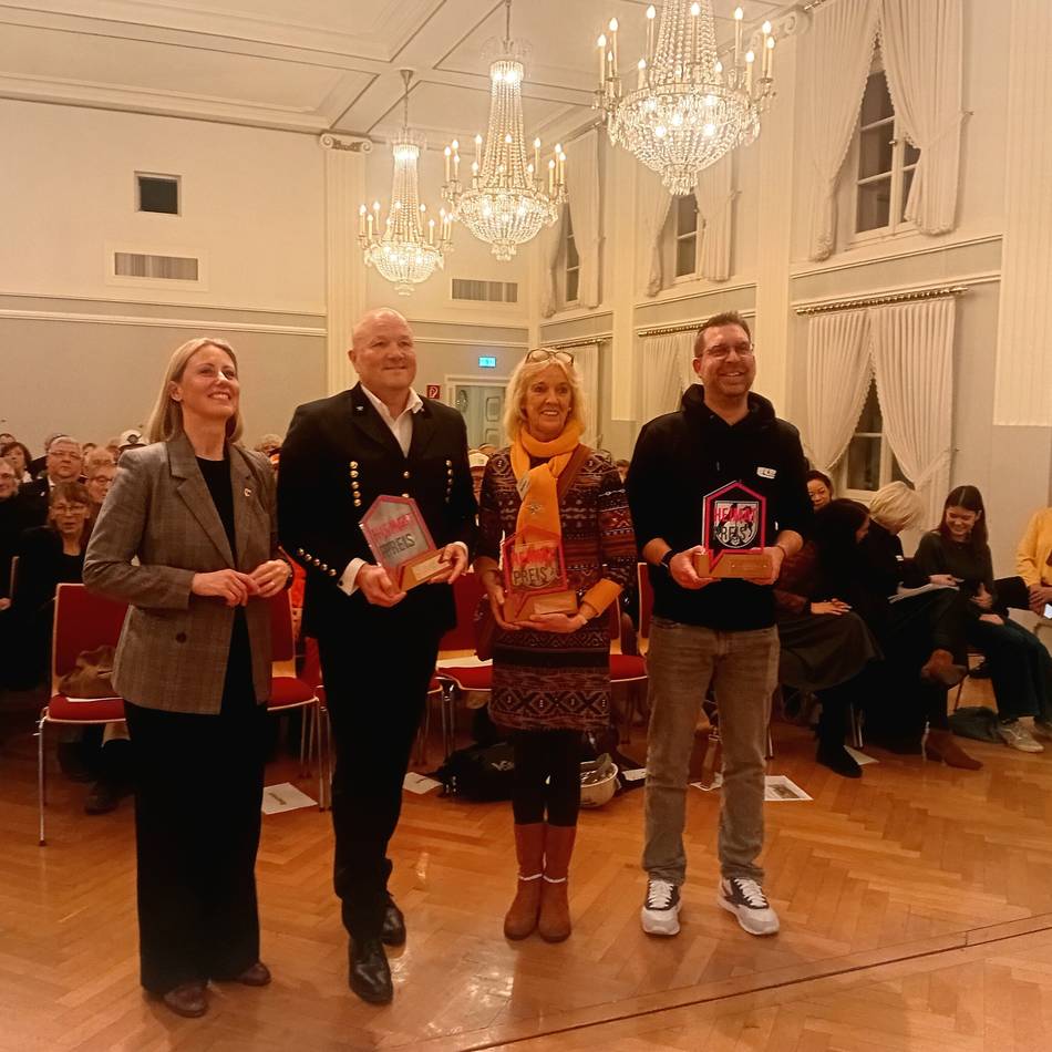 Auszeichnung: Bürgermeisterin zeichnet die Heimatpreisträger aus