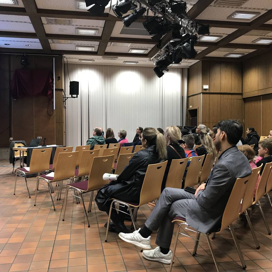 Allianz Bildung und Lernen: Verein informiert zu weiterbildenden Schulen