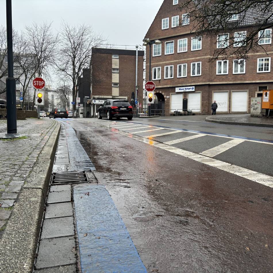 Unwetterwarnung wegen Blitzeis im Rhein-Kreis: Glätte führt zu Mehrbelastung in den Krankenhäusern