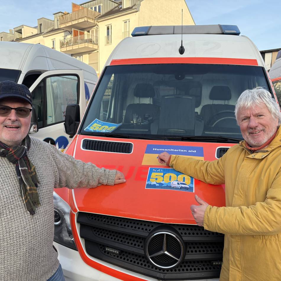 500. Rettungswagen aus Remscheid: Hoffnung aus dem Bergischen für die Ukraine