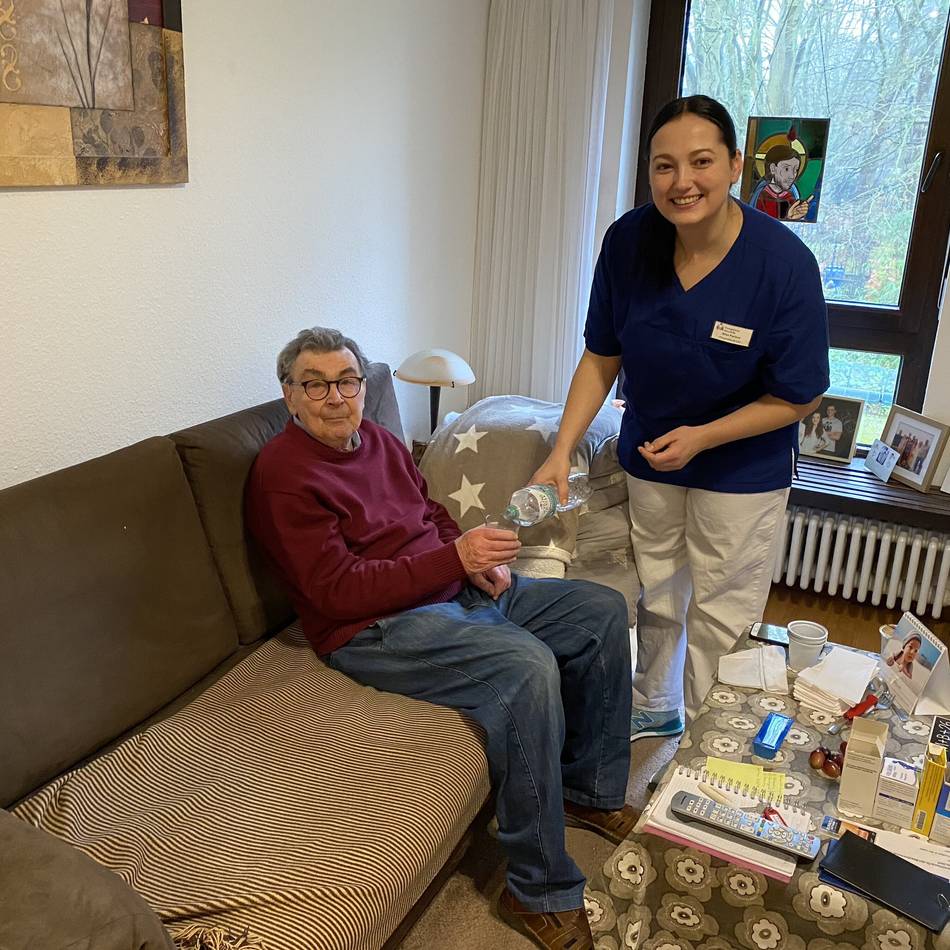 Erfolgreiche Integration in Krefeld: „Ohne unsere ukrainischen Mitarbeitenden müssten wir Betten reduzieren“