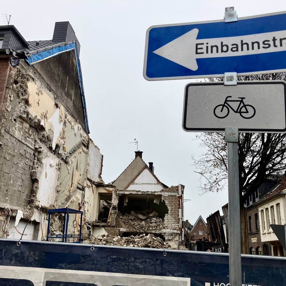 Neubauprojekt der Volksbank in Rees: Terhorst-Bäckerei: Warum die Volksbank umplanen muss