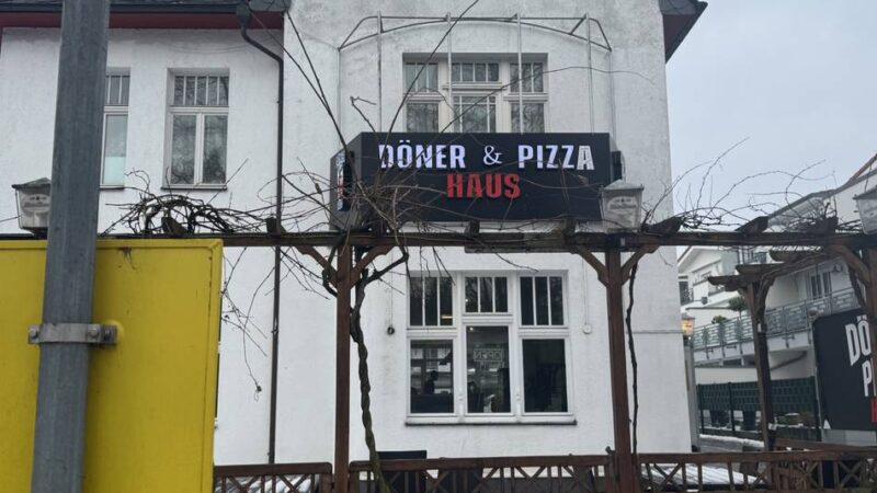 „Man muss helfen“: Xantener Imbiss bietet frierenden Kindern Ort zum Aufwärmen an