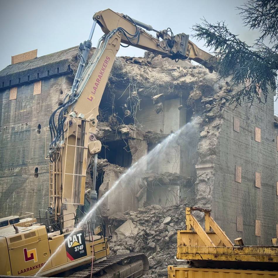 Hochbunker in Krefeld weicht Wohnungen: Abriss eines Zeitzeugen