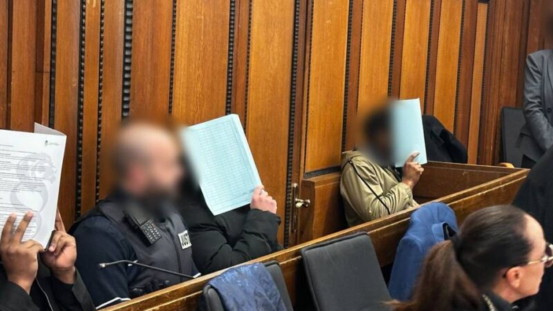 Juwelierüberfall-Prozess in Mönchengladbach: Staatsanwaltschaft fordert hohe Strafen für drei junge Niederländer