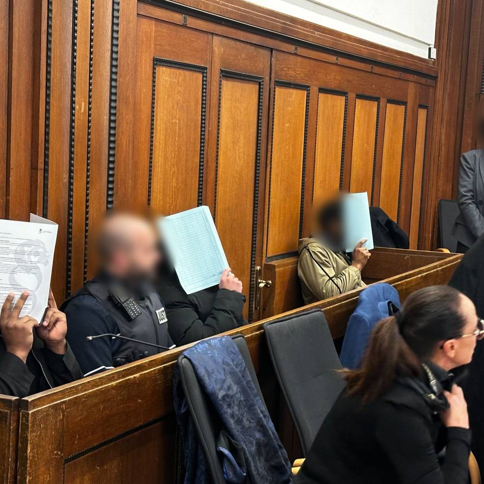 Juwelierüberfall-Prozess in Mönchengladbach: Staatsanwaltschaft fordert hohe Strafen für drei junge Niederländer