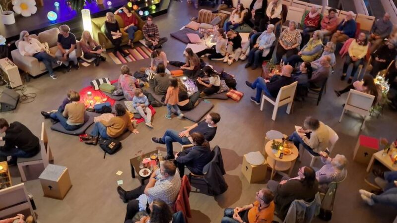 Evangelische Kirchengemeinde Hilden: Wohnzimmerkirche unter dem Motto „Träum weiter“