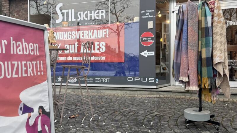 Stilsicher in Xanten: Modegeschäft macht Räumungsverkauf wegen Renovierung