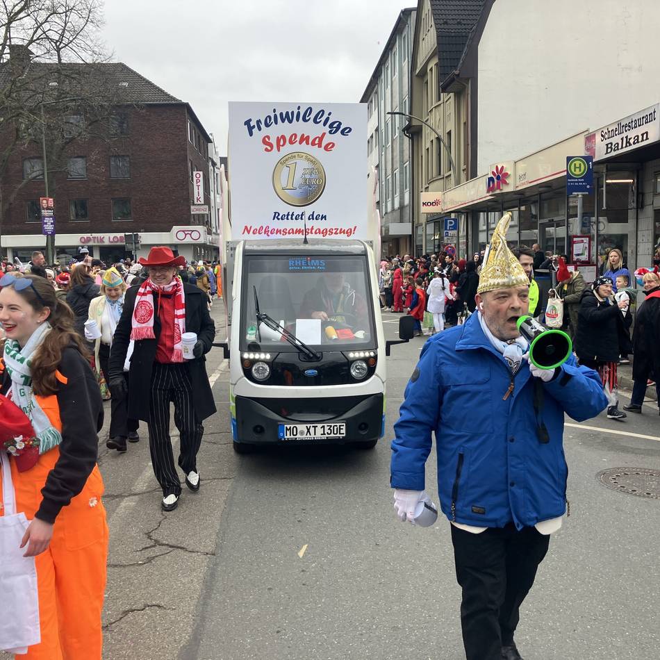 Karneval in Moers: Wie der KGK Sponsoren für den Nelkensamstagszug locken will