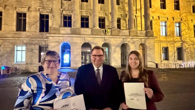 CDU und SPD legen Kooperationsvertrag vor: Diese Pläne hat Schwarz-Rot in Krefeld