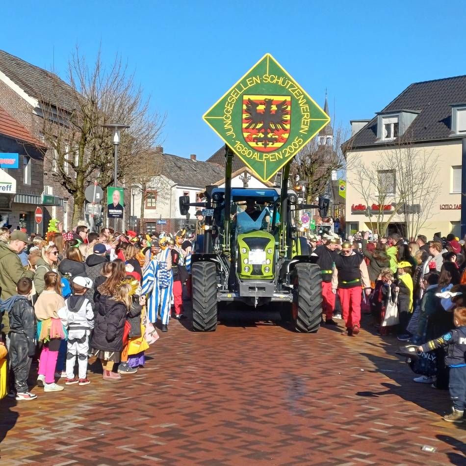 Kinderkarnevalszug 2026 in Alpen: Worauf sich die Nachwuchsjecken in diesem Jahr freuen können