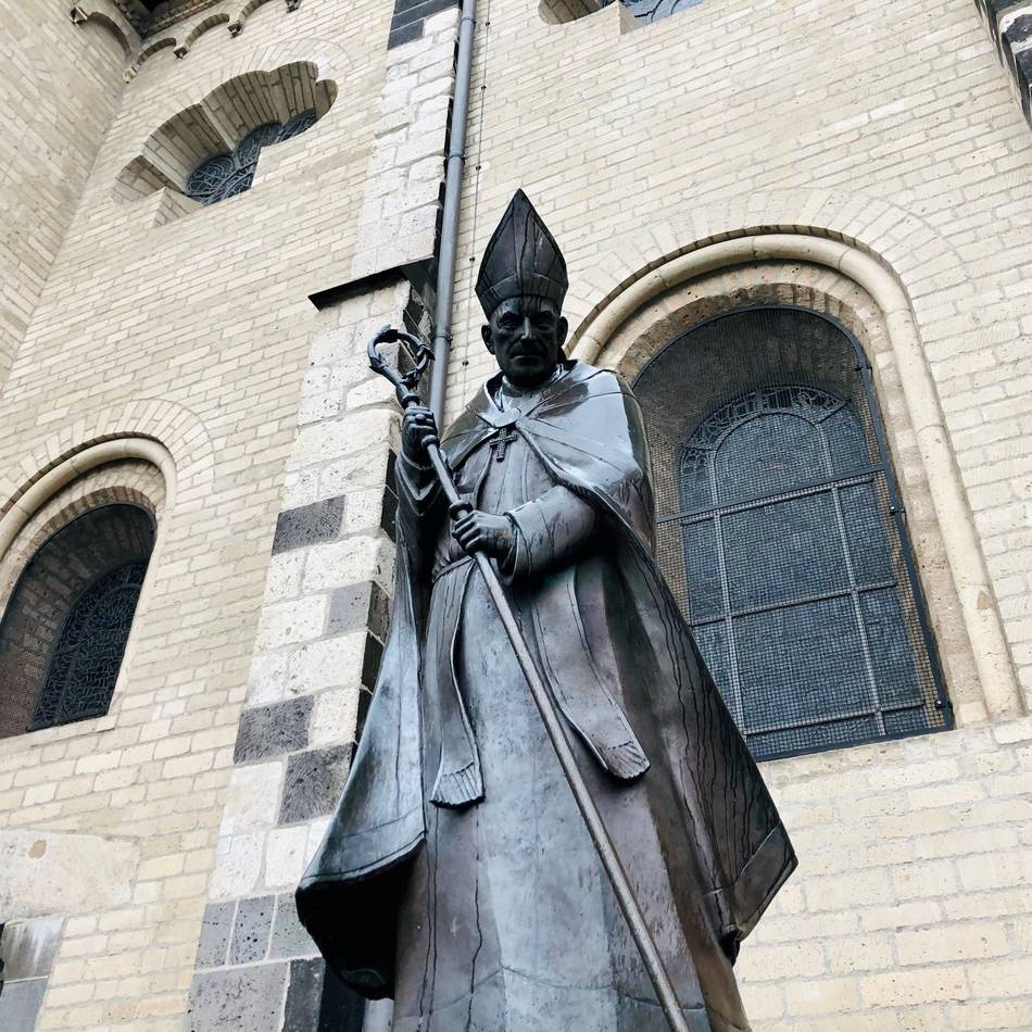 Audiotour für die älteste Kirche von Neuss: Kinder führen durch St. Quirin