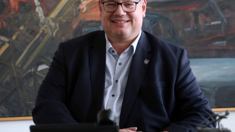 Interview mit OB Stefan Hebbel: „Vom A1-Tunnel müssen wir uns verabschieden“