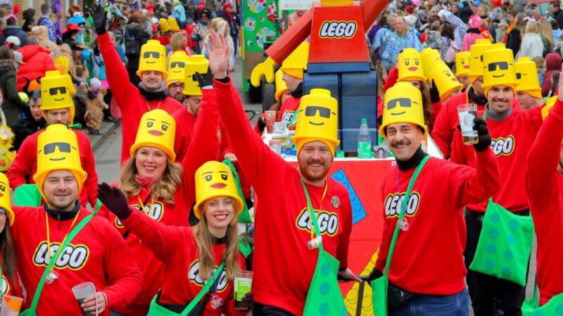 Nelkensamstagszug 2026 in Menzelen: „Karneval ist ja nicht nur am Rand stehen und Kamelle fangen“