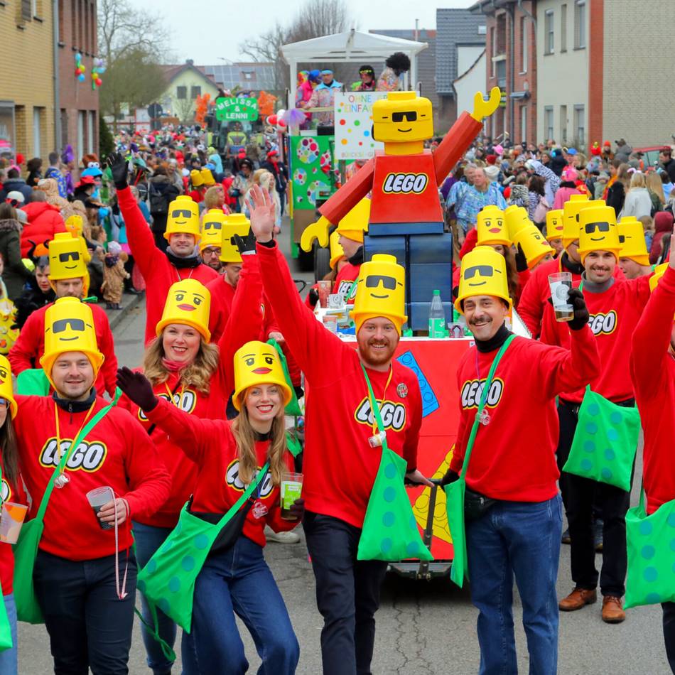 Nelkensamstagszug 2026 in Menzelen: „Karneval ist ja nicht nur am Rand stehen und Kamelle fangen“