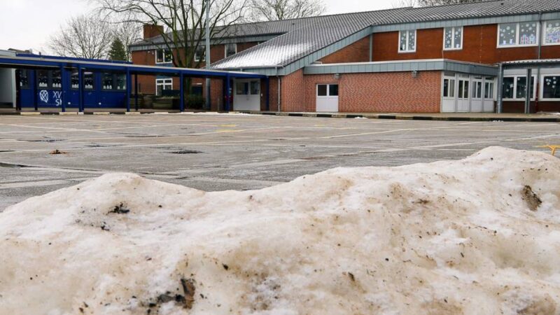 Distanzunterricht wegen Glättegefahr: „Sicherheit hat Priorität“ – Rheinberger Konrektor zur Entscheidung des Ministeriums