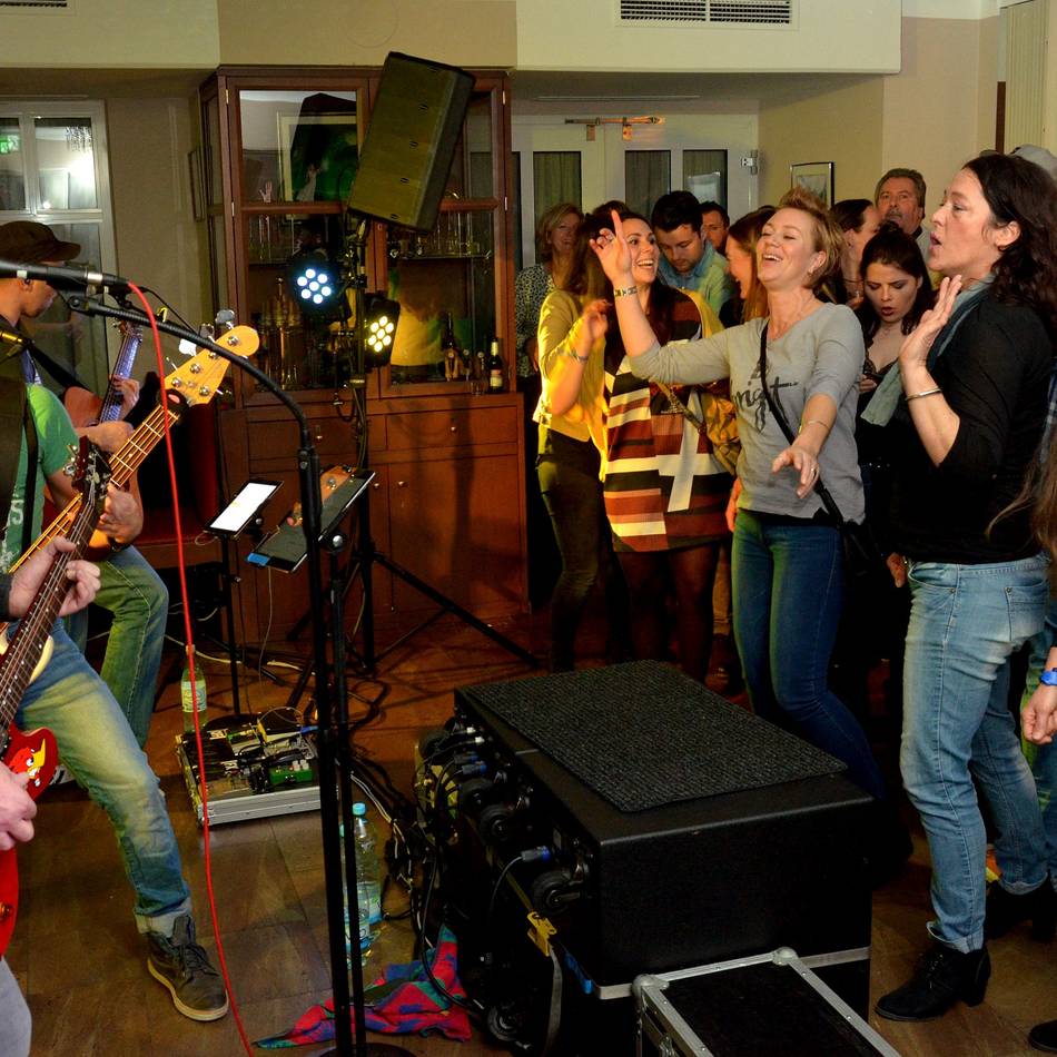 Live-Musik am Samstag in Rheinberg: Enni-Night – mehr als ein Umsatzbringer