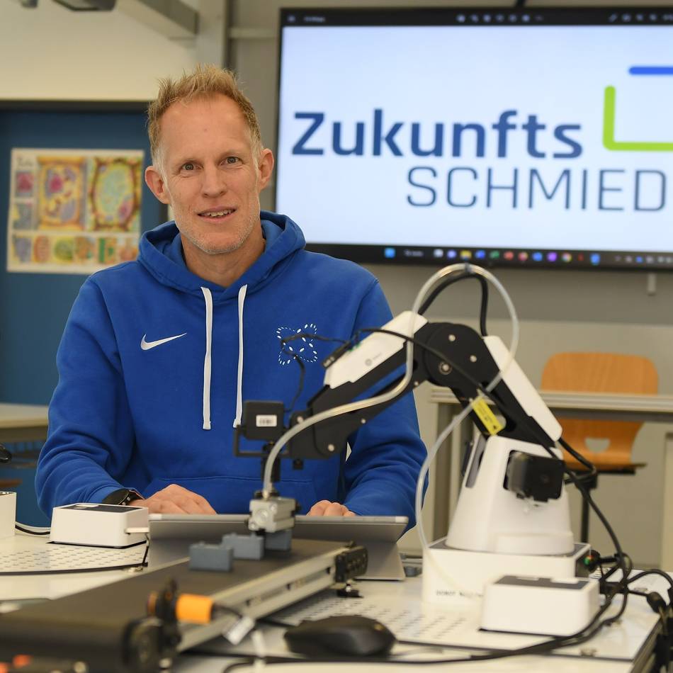 Volkshochschule Oberberg in Hückeswagen: Schloss-Stadt vielfältig im Programm vertreten