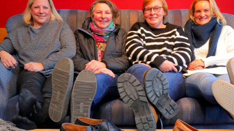 Unter dem Motto „Mein Schuh tut gut!“: Kolpingsfamilie Rheinberg sammelt wieder gebrauchte Schuhe