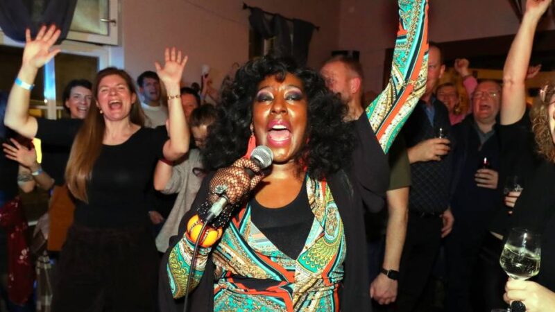 Enni Night of the Bands in Rheinberg: Gute Stimmung trotz Frost