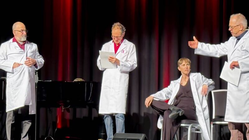 Schlachtplatte in der Kulturhalle: Politische Satire mit Tempo und Biss