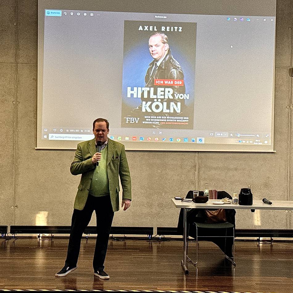 Axel Reitz erzählte aus seinem Leben: Ex–Nazi beeindruckt Berufskollegschüler