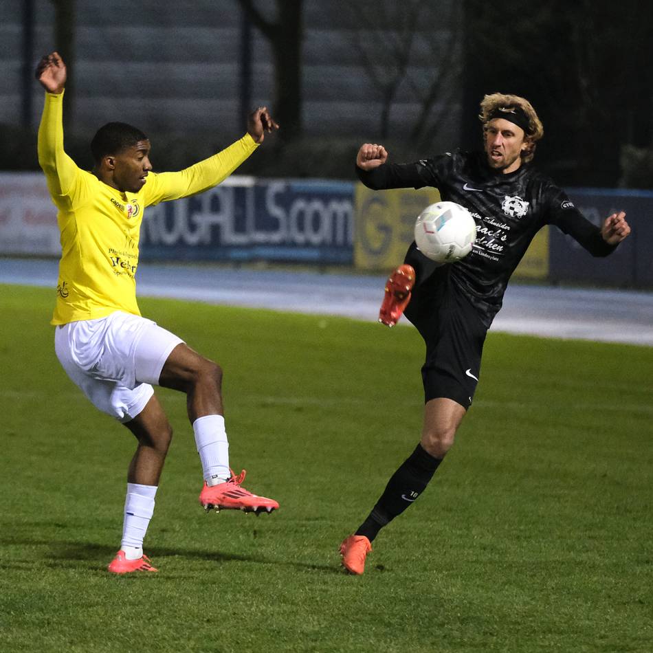 Derby zum Rückrunden-Auftakt: Erst schläfrig, dann hitzig – Niederlage für den Herbstmeister