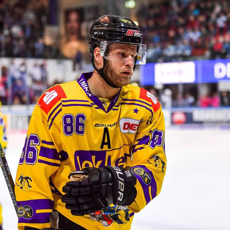 Mit 39 Jahren ein Dauerbrenner: Krefelds verstoßener Sohn – Pinguine-Legende Daniel Pietta stellt DEL-Rekord auf