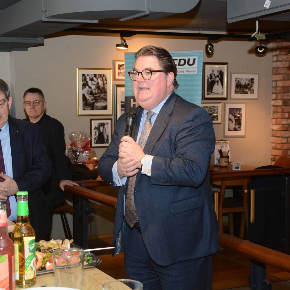 Dreifacher Festakt der CDU im Neusser Vogthaus: Eine Zeitreise auf Partei-Ebene