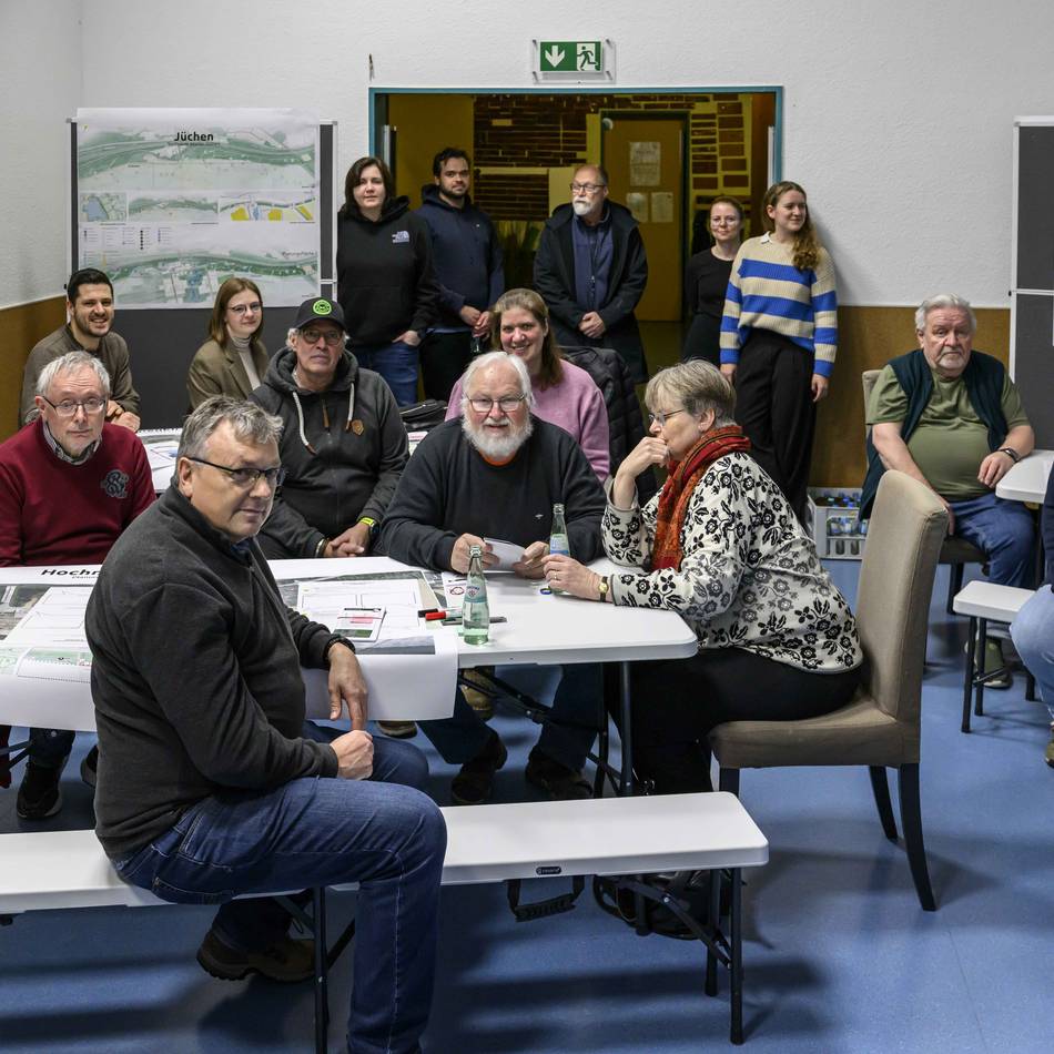 Workshop in Jüchen: Bürger reden beim Blau-Grünen Band mit