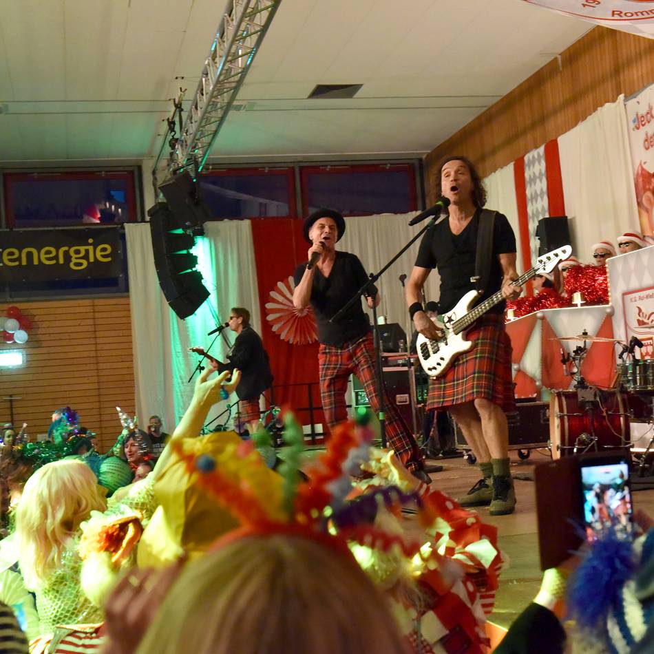 Sitzungswoche in Rommerskirchen: Jecke Ekstase bei der Mädchensitzung im Gillbach-Gürzenich