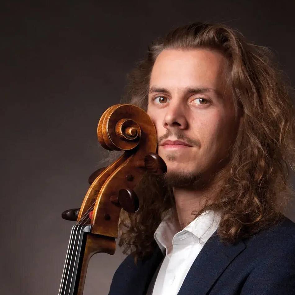 Auftritt in Goch: Kaffeekonzert mit Cellist Matthias Balzat im Museum Goch