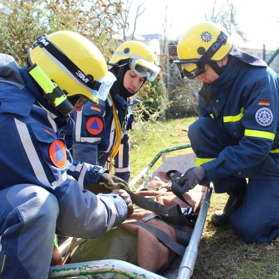 Helfer werden in Heiligenhaus/Wülfrath: Das Technische Hilfswerk informiert über die Grundausbildung