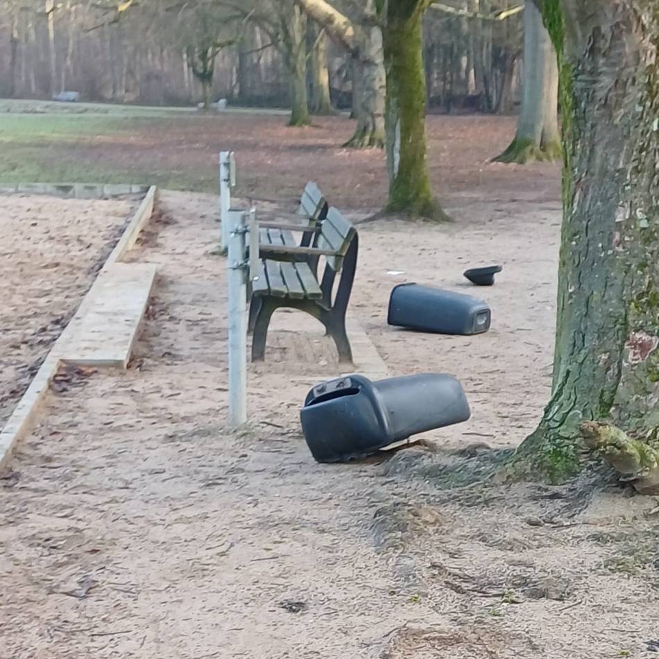 „Eine Verrohung der Gesellschaft“: Ärger über Vandalen im Volksgarten Mönchengladbach