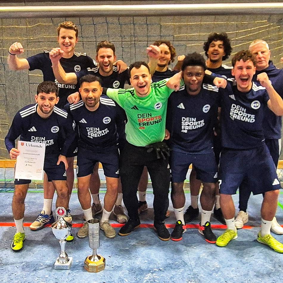 Wettkampf in Meerbusch: FC Büderich holt den Stadtmeistertitel im Hallenfußball
