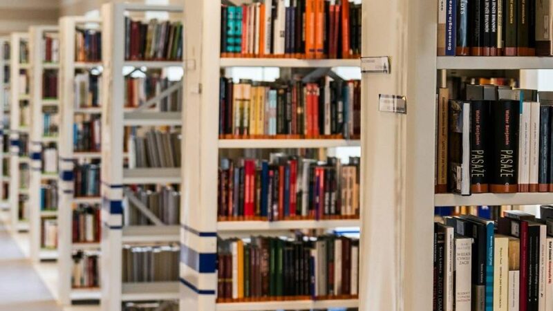 25.000 Euro Fördermittel bewilligt: Geld vom Land für die neue Konzeption der Stadtbibliothek Rheinberg