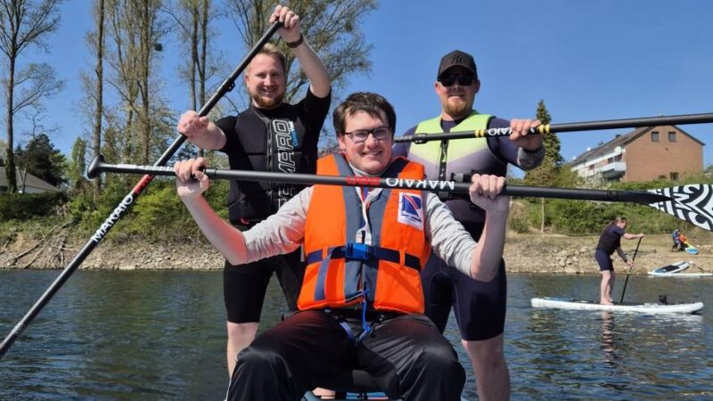 Auf dem Greisbachsee: Monheimer Wassersportverein setzt Zeichen für Inklusion