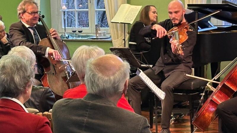 Konzert zum Jahreswechsel in Kamp-Lintfort: Kamper Silvesterklänge begrüßen das neue Jahr