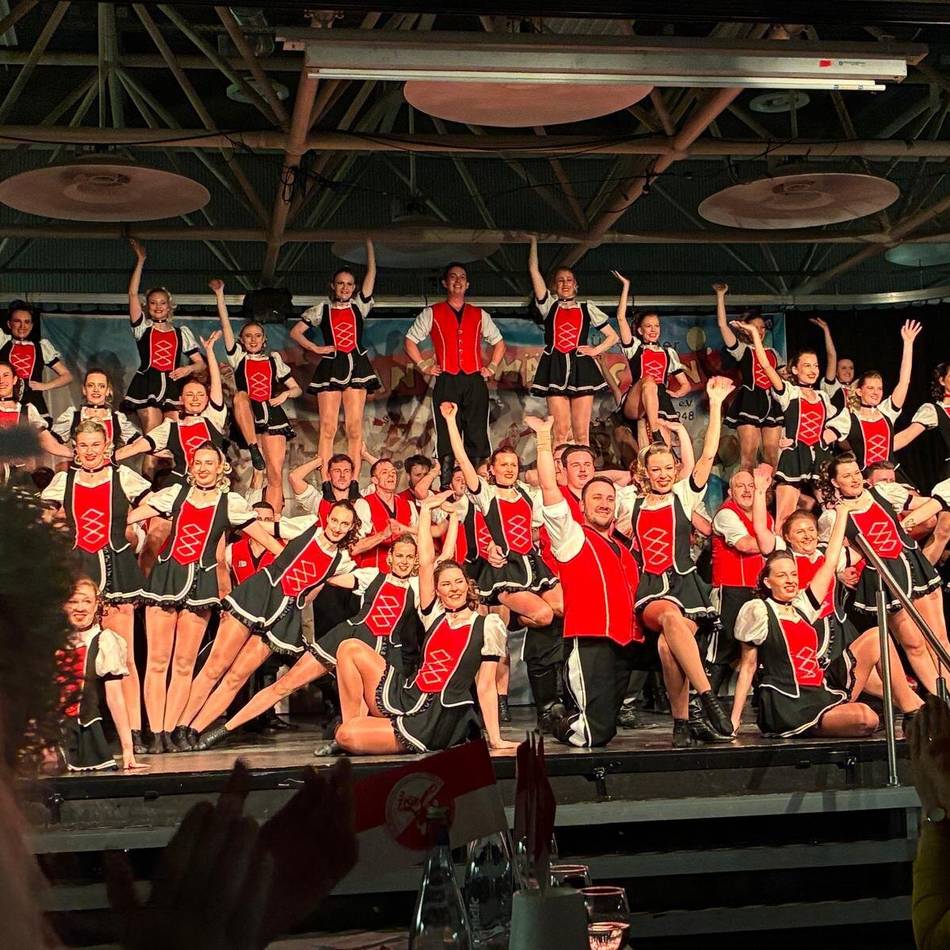 Karneval in Meerbusch: Ausgelassene Stimmung bei den Heinzelmännchen